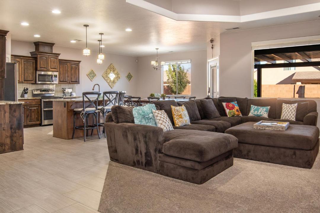 Photo of Livingroom in Hurricane