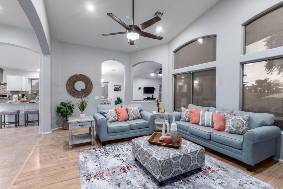 Photo of Livingroom in Canyon Trails