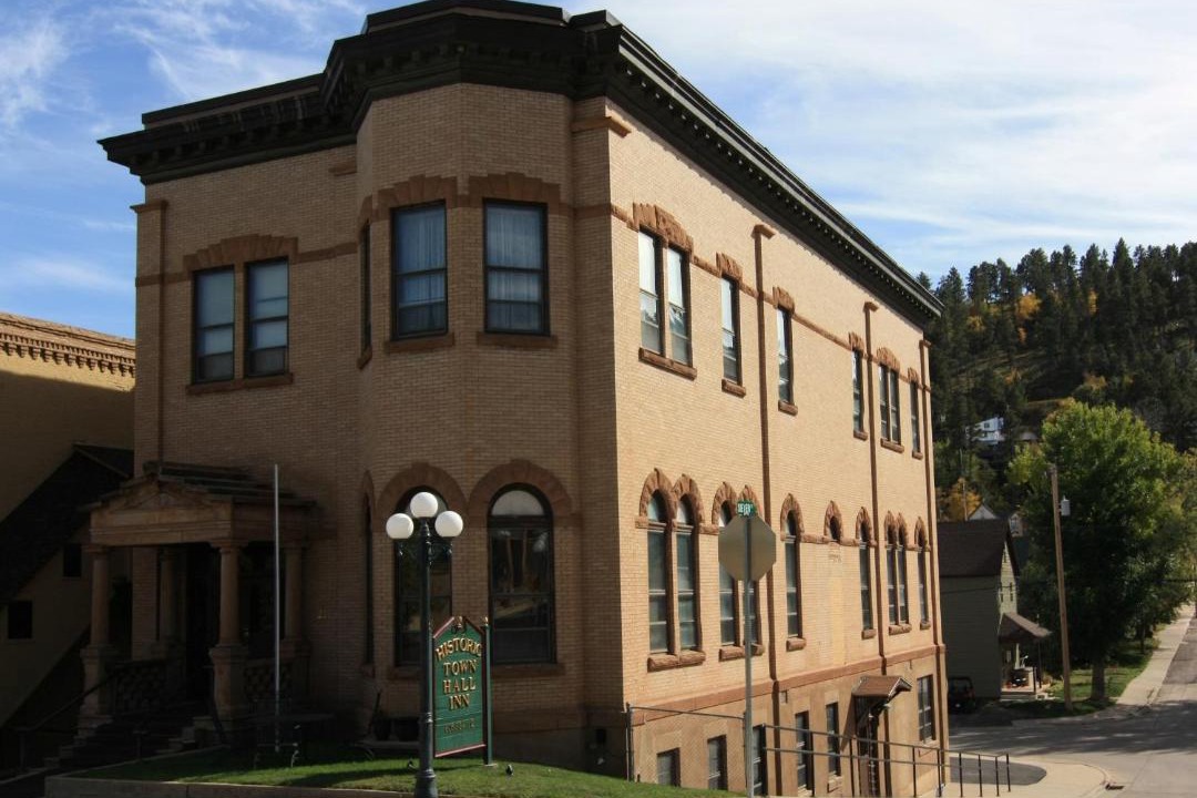 Photo of Others in Deadwood
