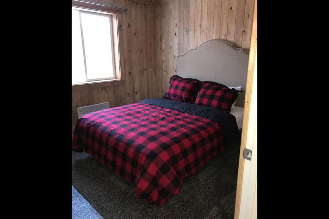 Photo of Bedroom in Island Park
