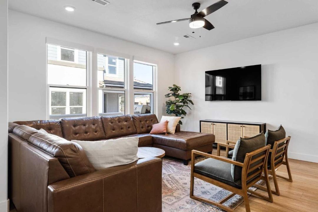 Photo of Livingroom in St. George