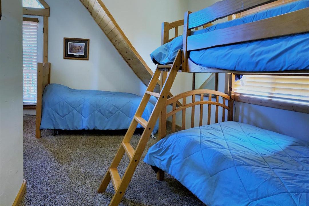 Photo of Bedroom in Island Park
