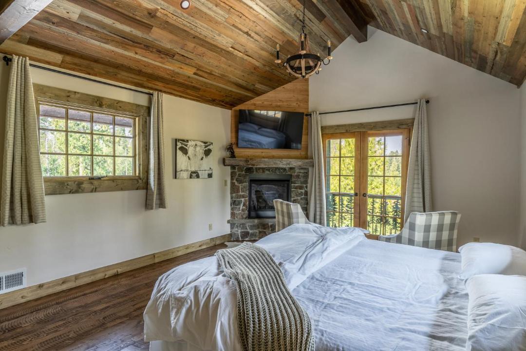 Photo of Bedroom in Whitefish