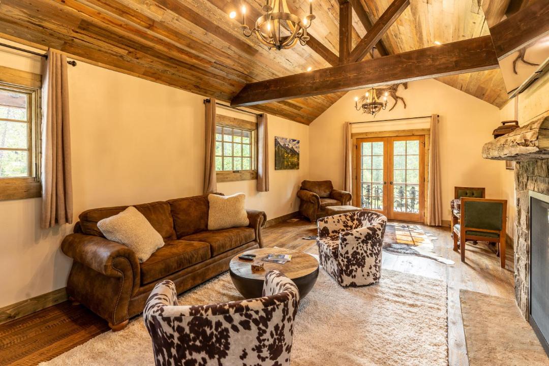 Photo of Livingroom in Whitefish