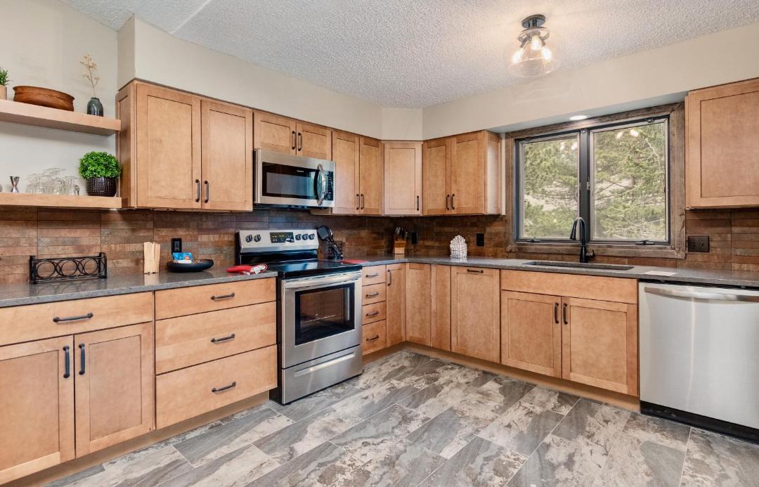 Photo of Others in Windcliff Estates