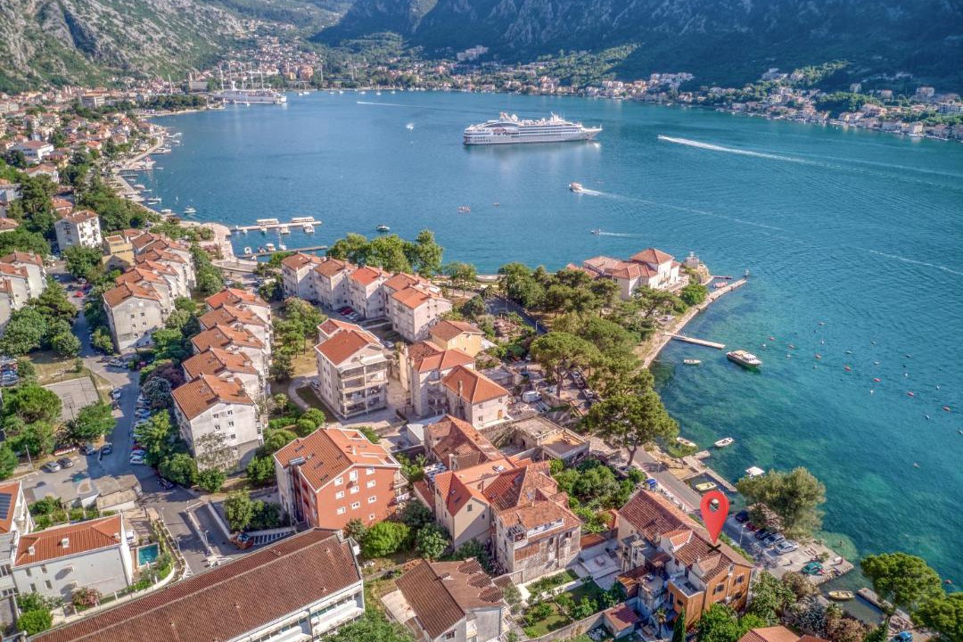Photo of Others in Kotor