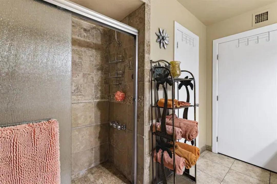 Photo of Livingroom in Desert Hills North