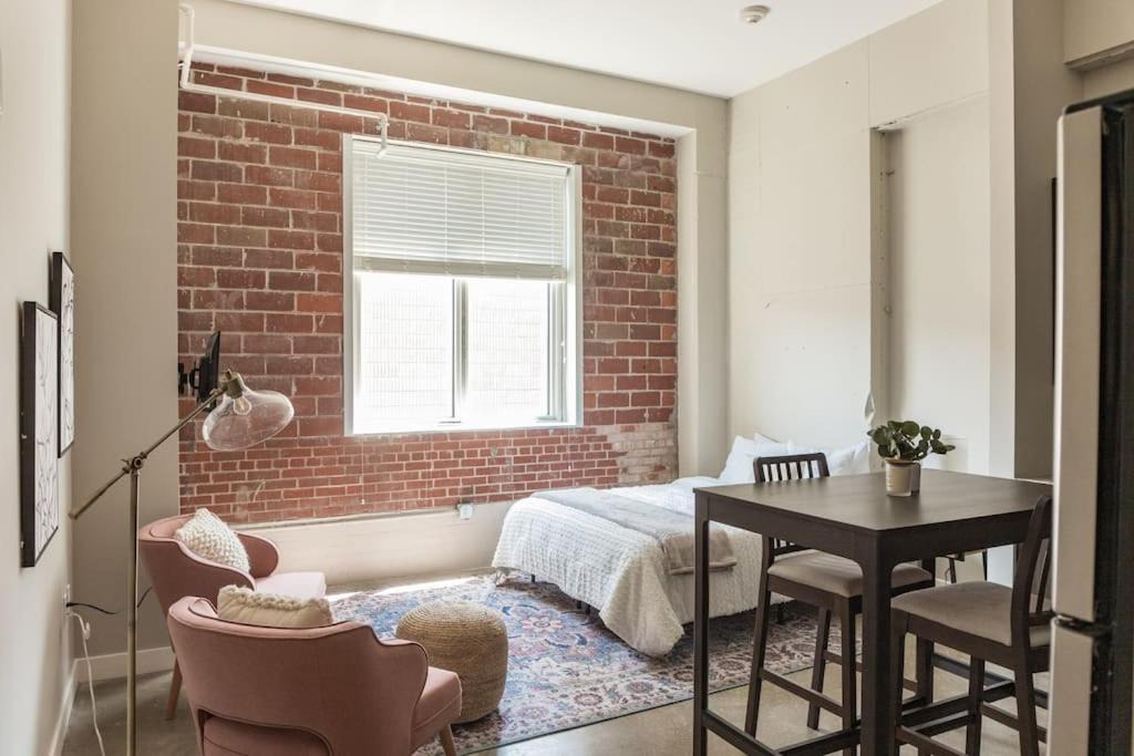 Photo of Livingroom in Downtown Des Moines