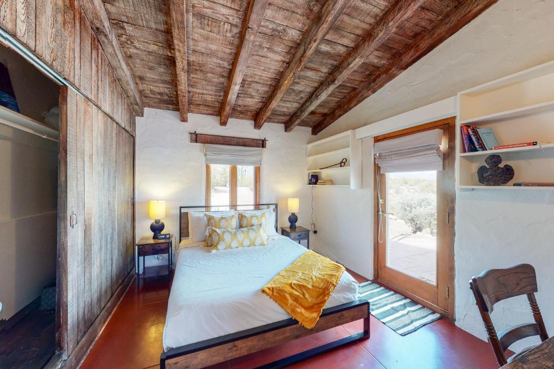 Photo of Bedroom in Los Ranchos Perkins