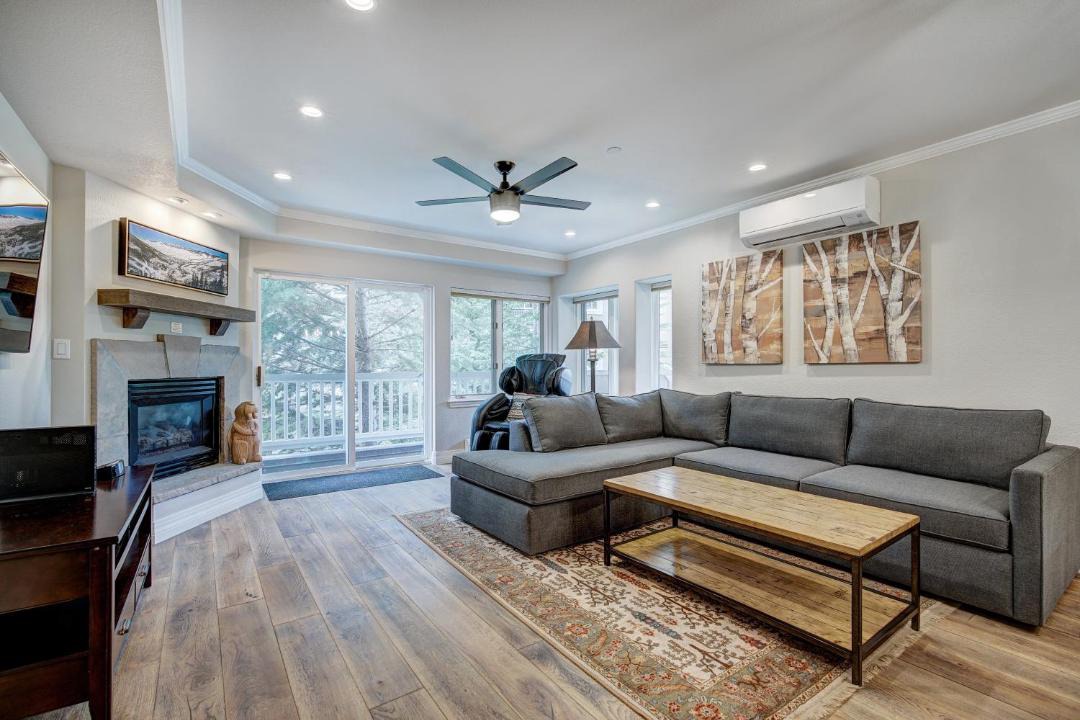 Photo of Livingroom in Beaver Creek