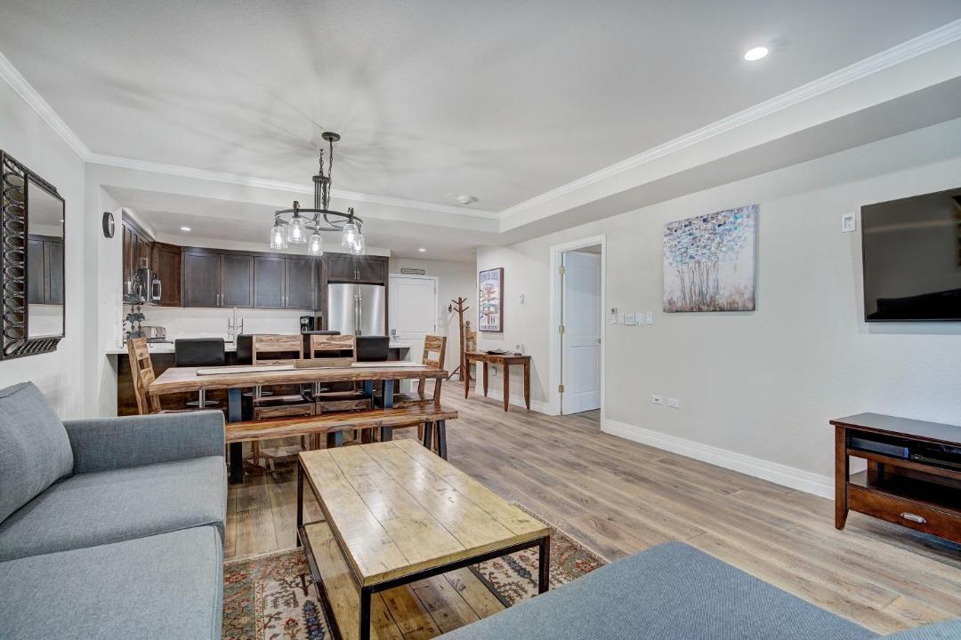 Photo of Livingroom in Beaver Creek