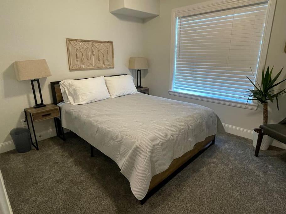 Photo of Bedroom in Garden City