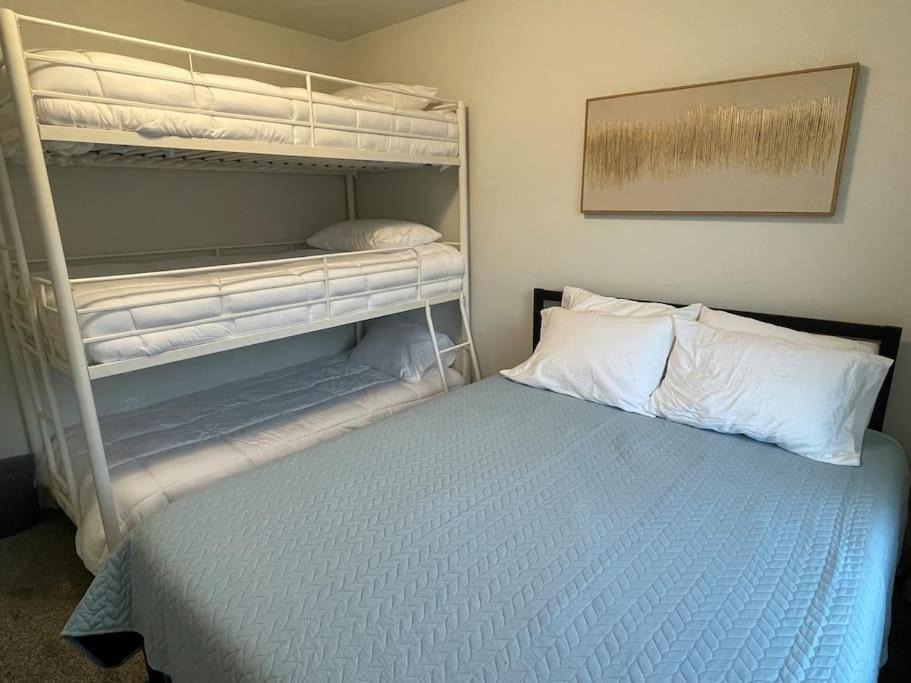 Photo of Bedroom in Garden City