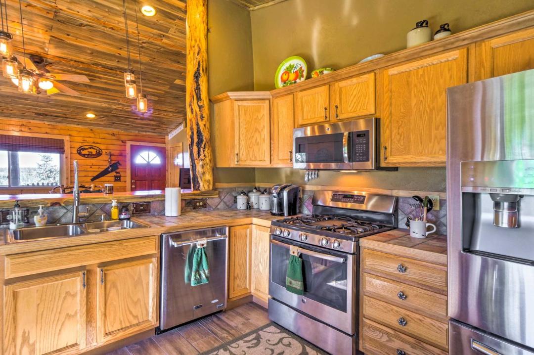 Photo of Kitchen in Indian Mountain
