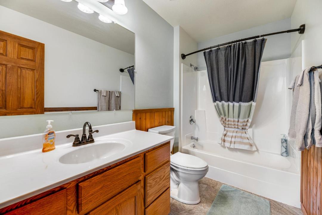 Photo of Bathroom in Deadwood