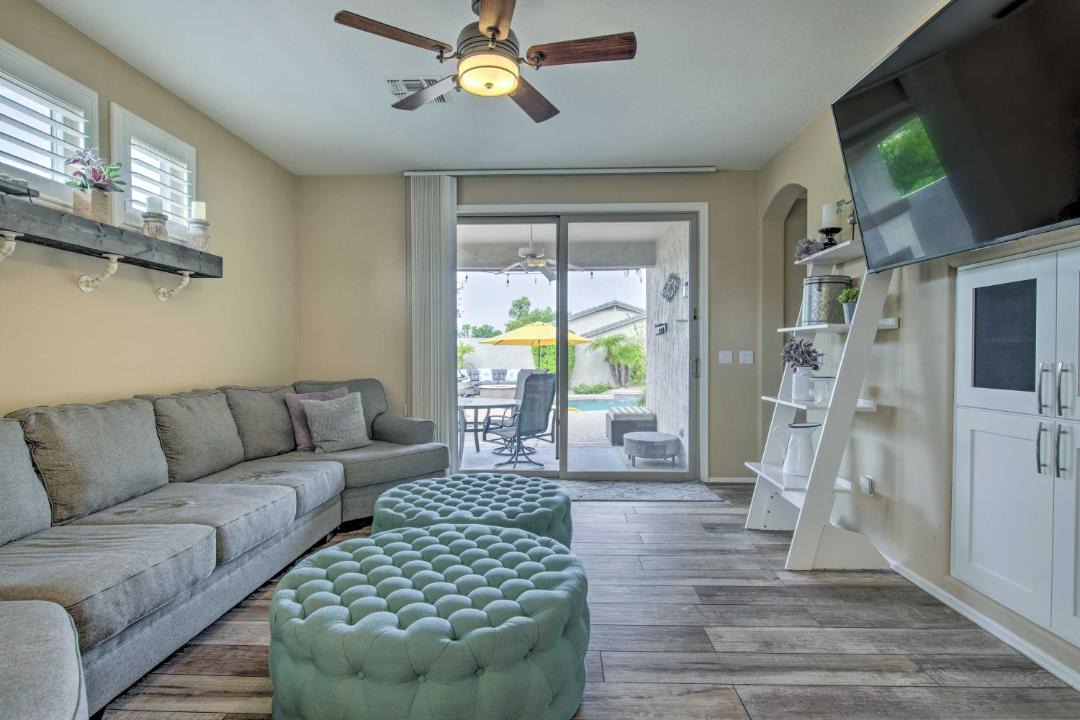 Photo of Livingroom in Legacy