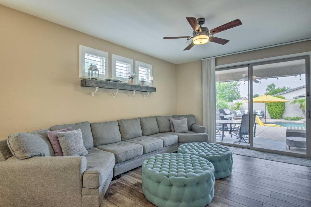 Photo of Livingroom in Legacy