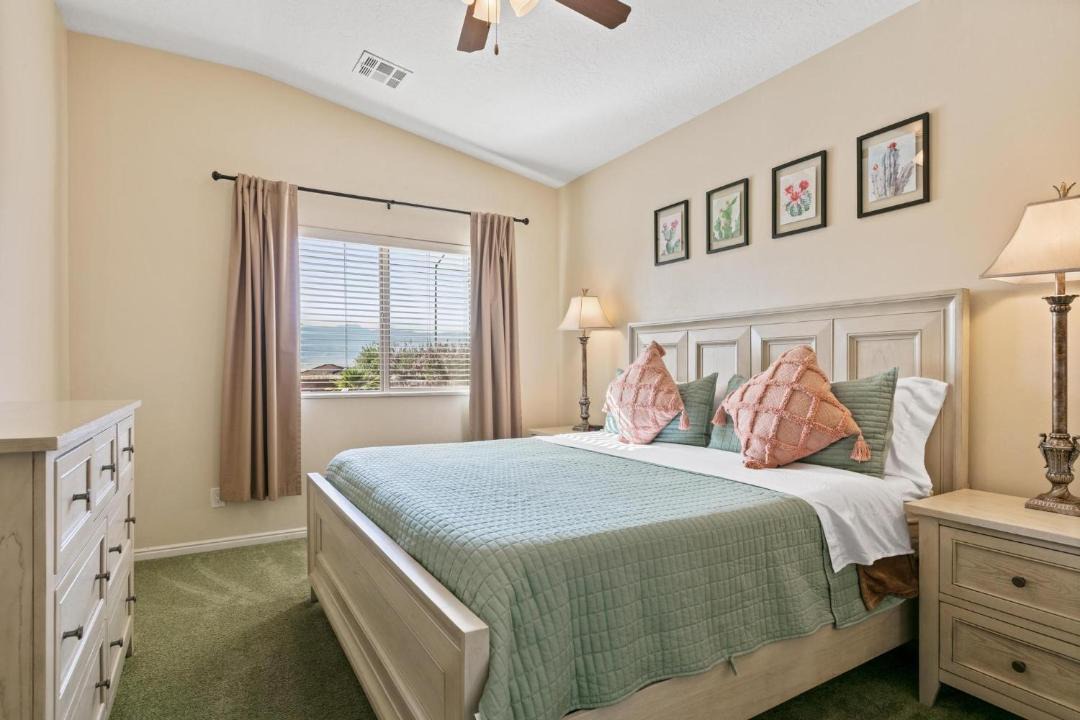 Photo of Bedroom in Mesquite