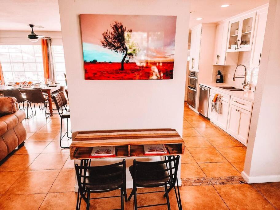 Photo of Livingroom in Glendale