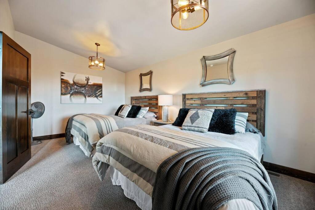 Photo of Bedroom in Lead