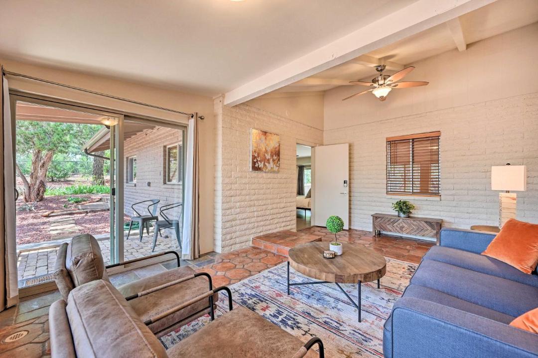 Photo of Livingroom in West Sedona