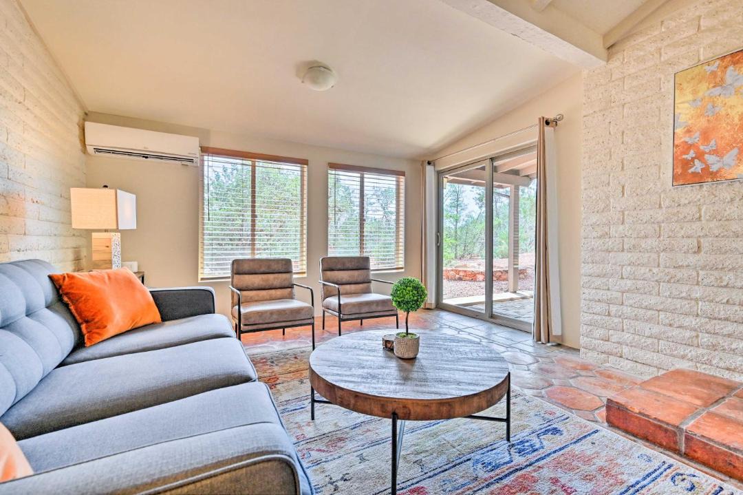 Photo of Livingroom in West Sedona