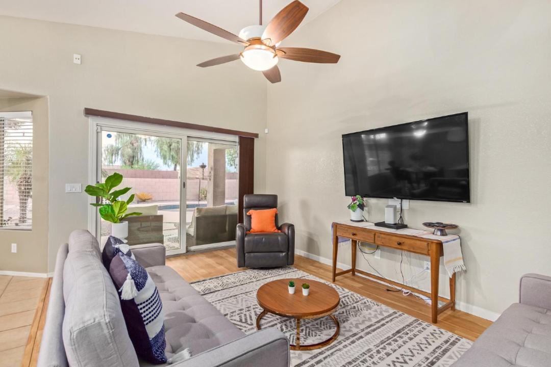Photo of Livingroom in Cooper Commons