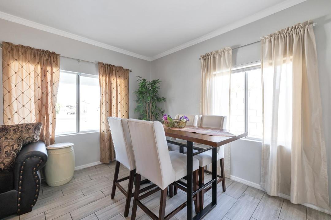 Photo of Livingroom in Glendale