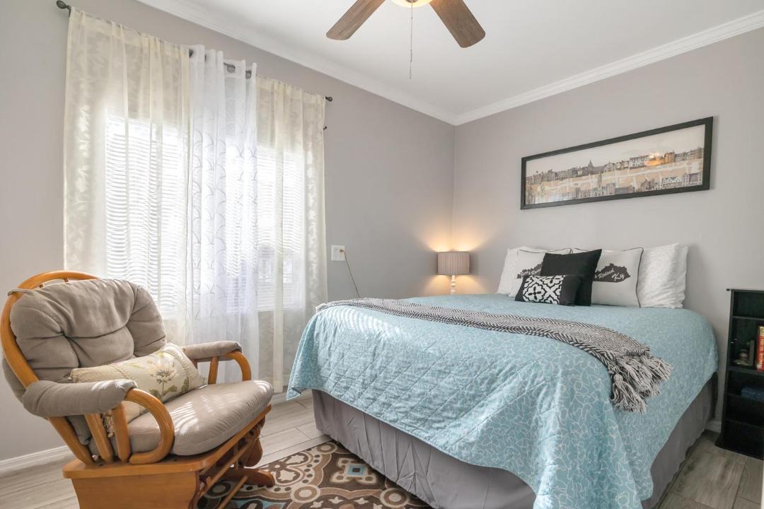 Photo of Bedroom in Glendale