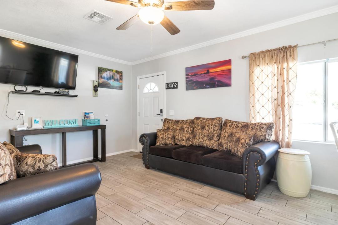 Photo of Livingroom in Glendale