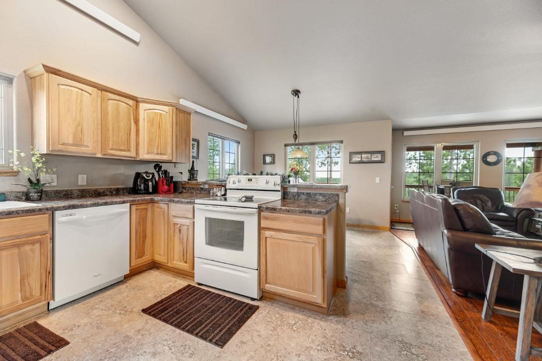 Photo of Kitchen in Benchmark