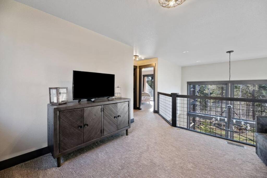 Photo of Bedroom in Lead