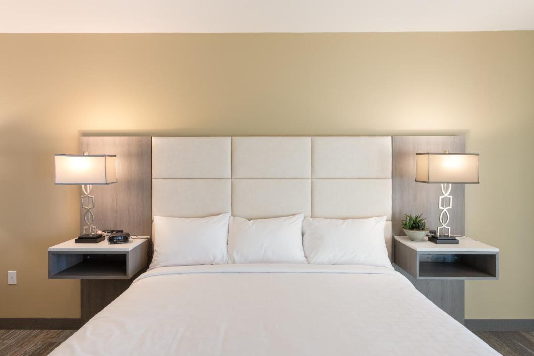 Photo of Bedroom in Globe - Miami