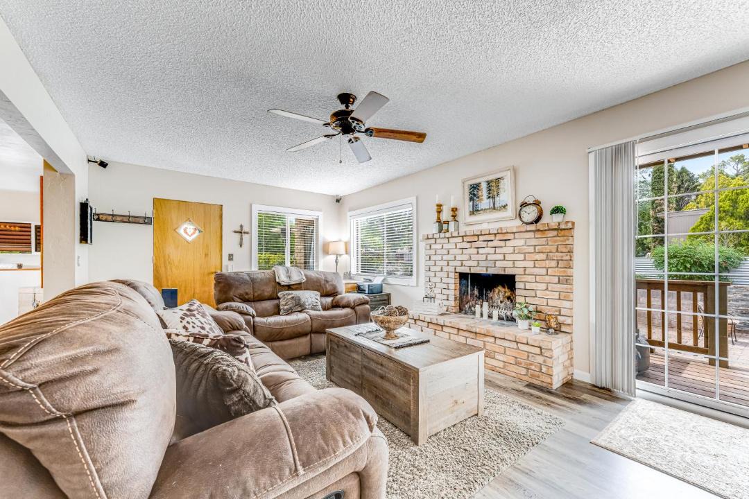 Photo of Livingroom in West Sedona