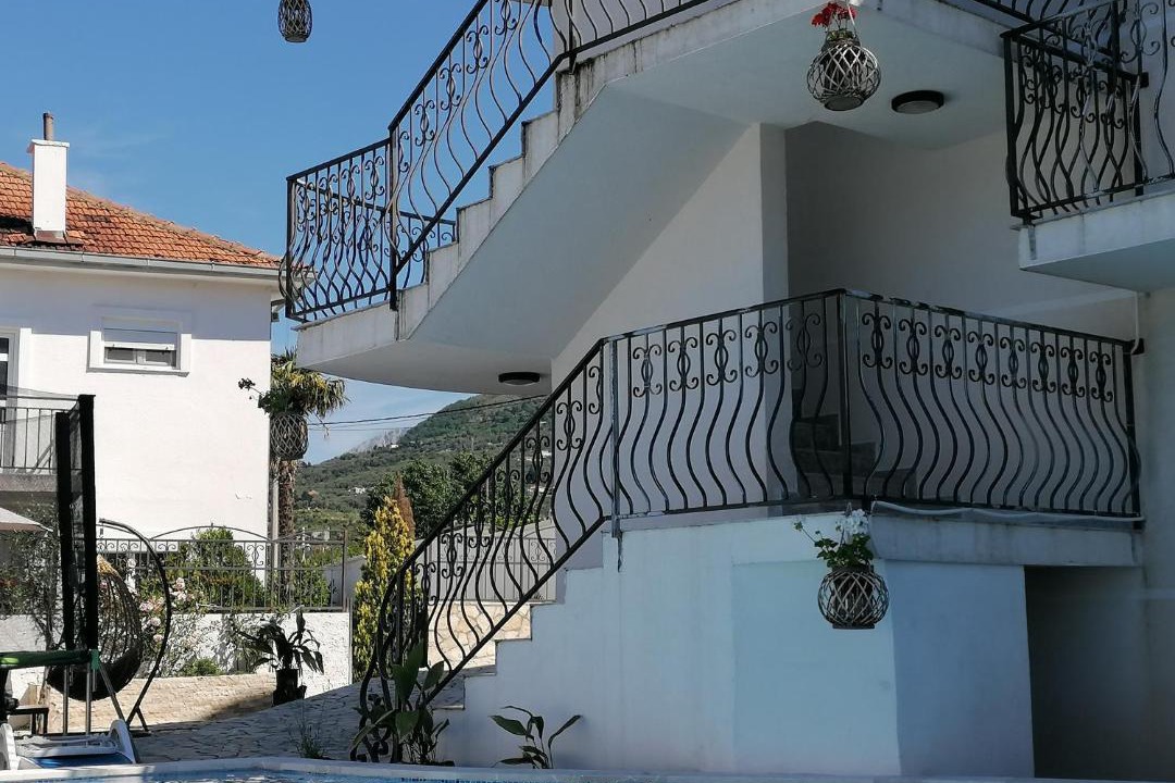 Photo of Buildings in Bar