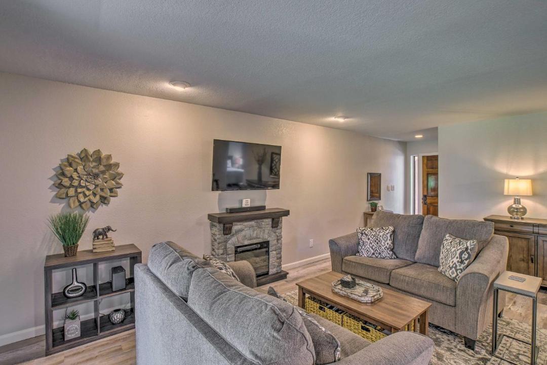 Photo of Livingroom in Central Scottsdale