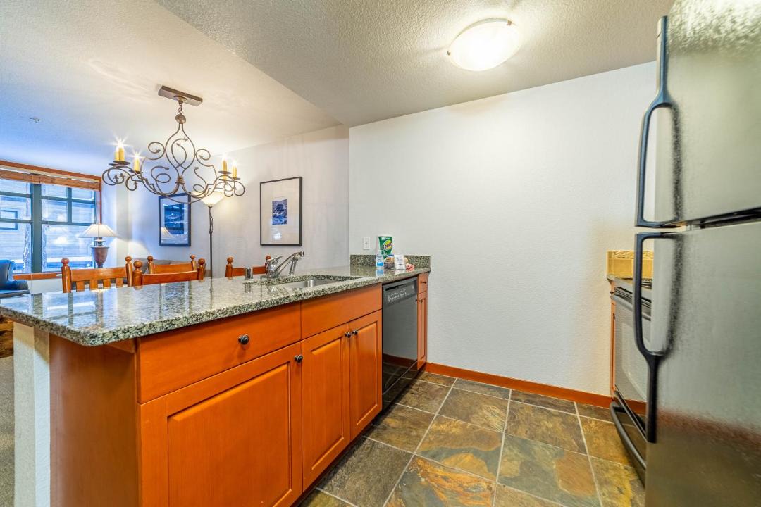 Photo of Kitchen in Mammoth Lakes