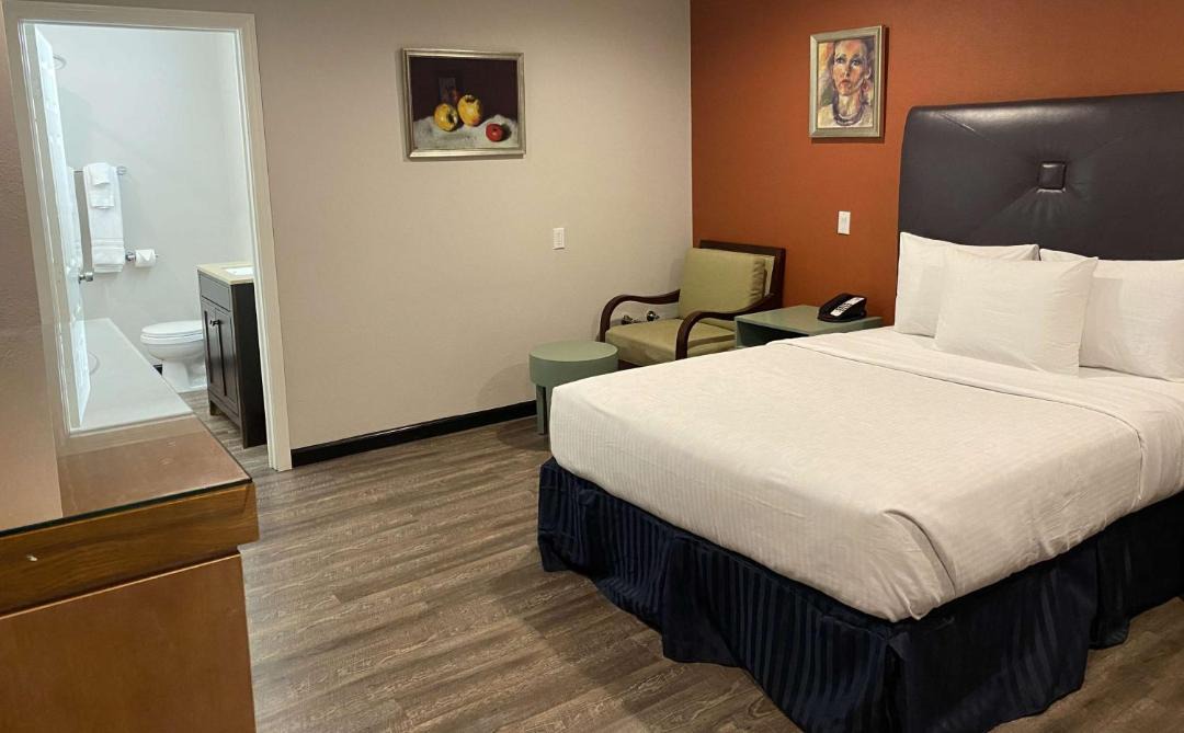 Photo of Bedroom in Ridgecrest