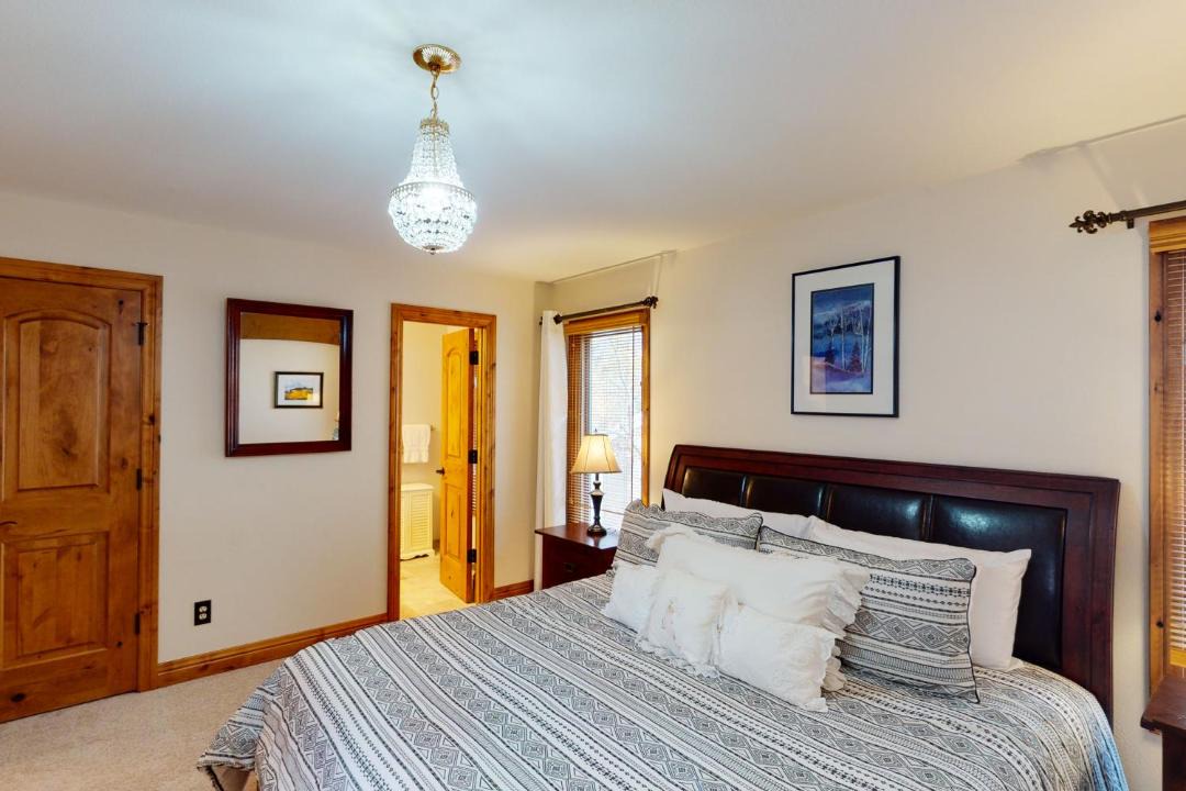 Photo of Bedroom in Eagle-Vail