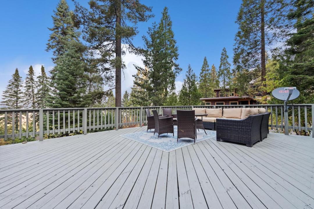 Photo of Others in Yosemite West