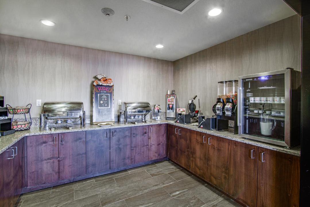 Photo of Kitchen in Watford City