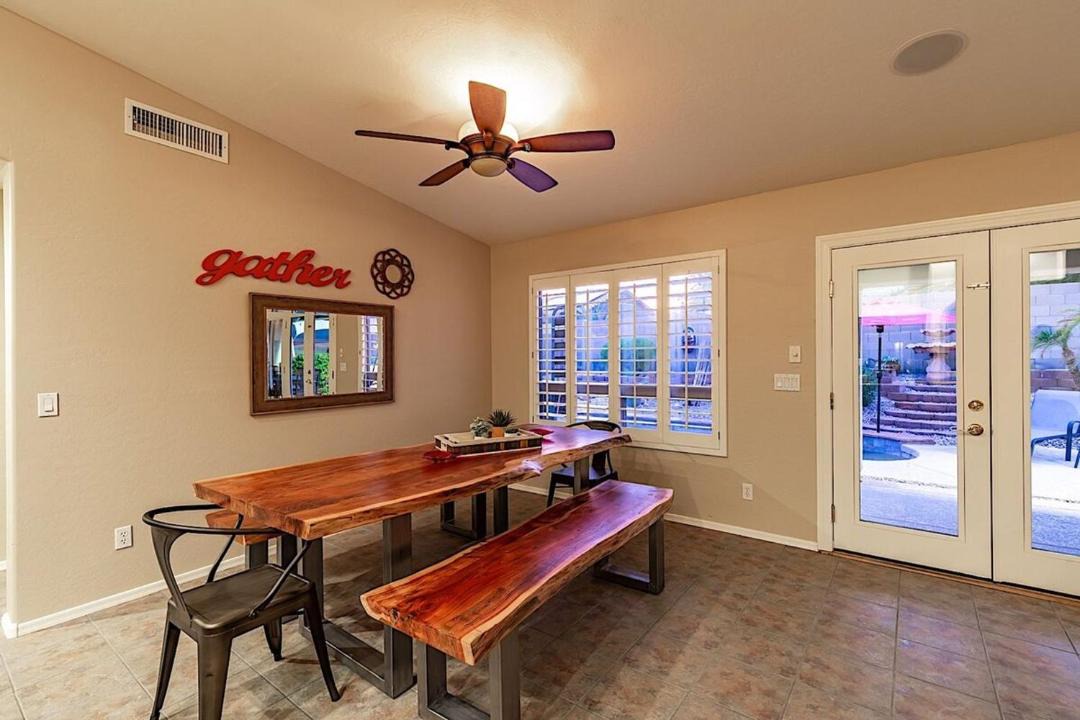 Photo of Livingroom in Estrella Mountain Ranch