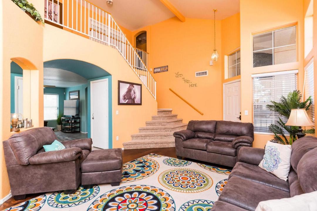 Photo of Livingroom in Chandler