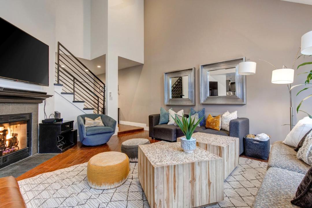 Photo of Livingroom in Cottonwood Heights