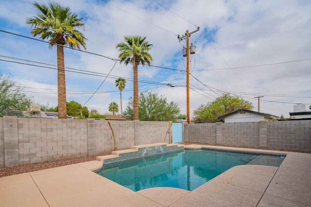 Photo of Outdoor in Western Villa