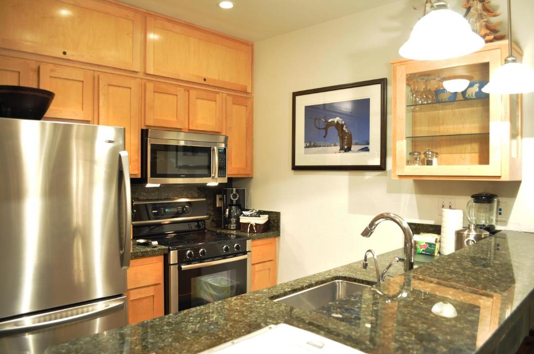 Photo of Kitchen in Mammoth Lakes