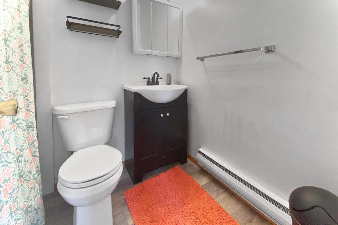 Photo of Bathroom in Fraser