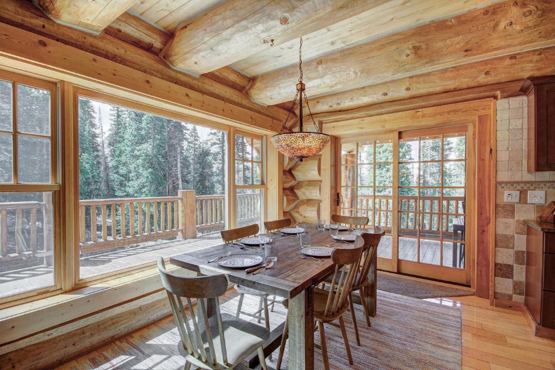 Photo of Livingroom in Quandary Village