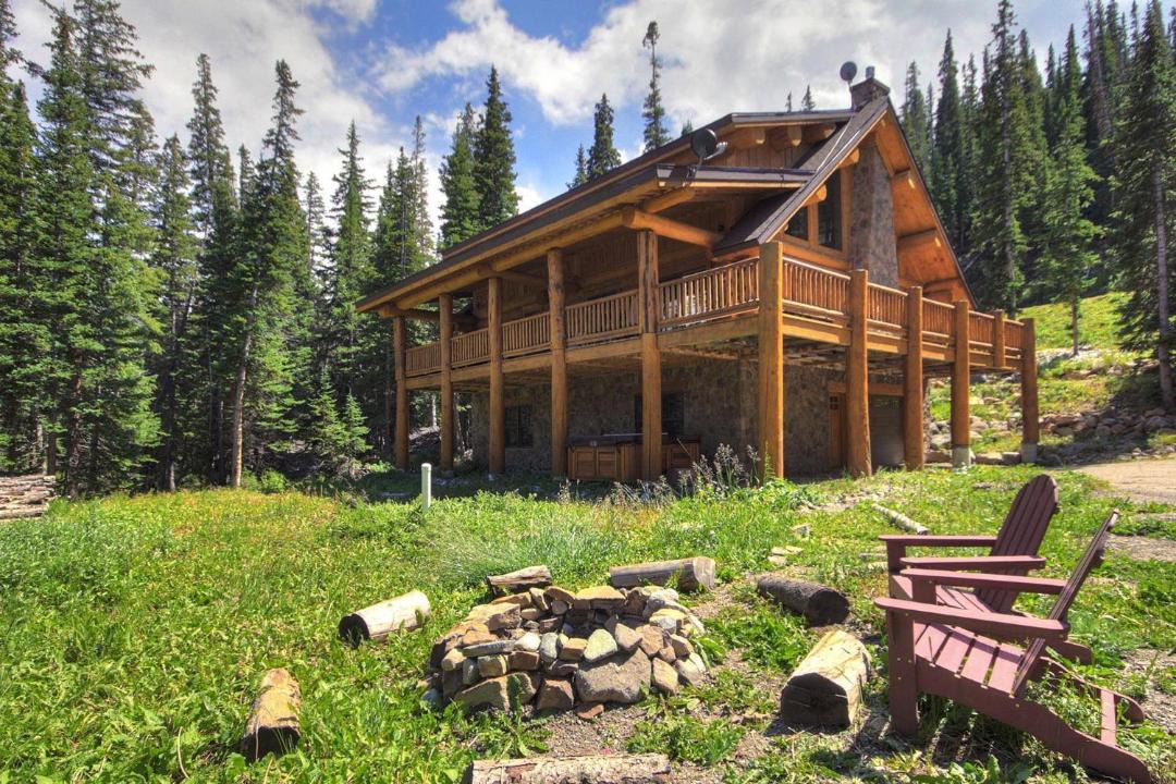 Photo of Buildings in Quandary Village