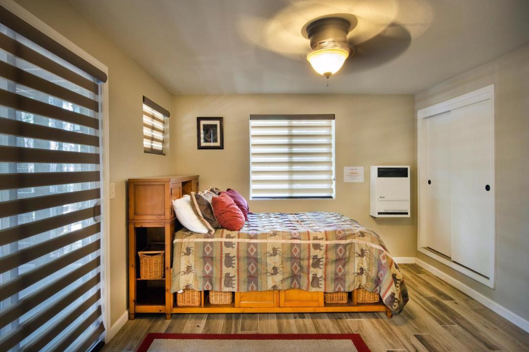 Photo of Bedroom in North Wawona